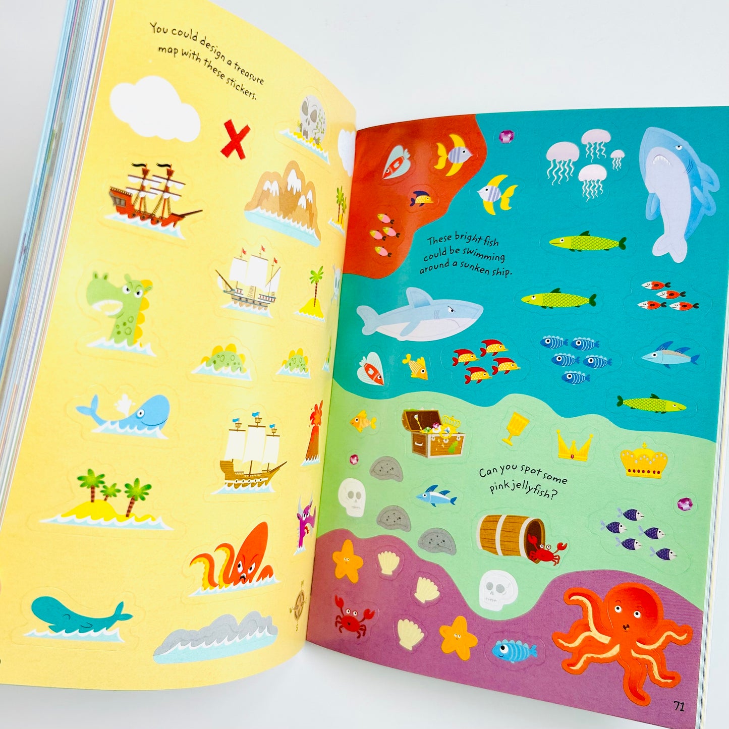 Usborne: 1000 Pirate Stickers